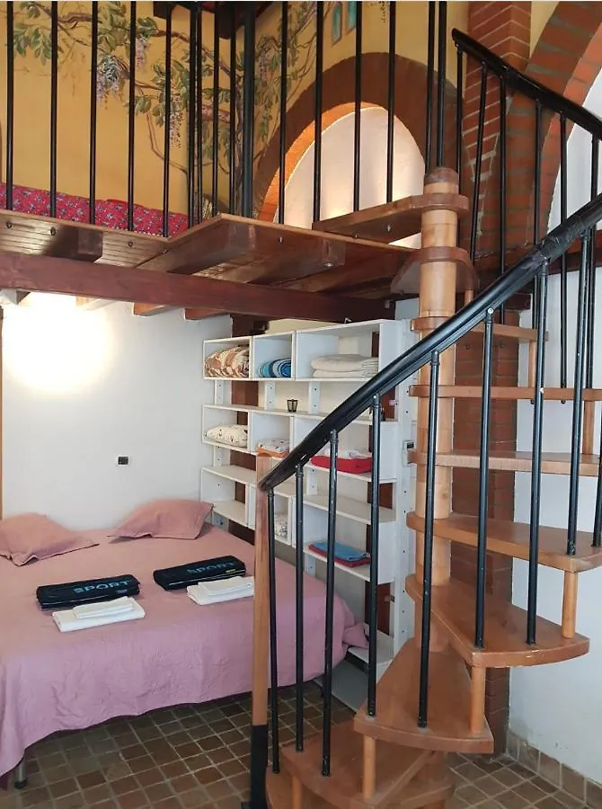 Flat Nirmala Studio-Shop Apartment Milan