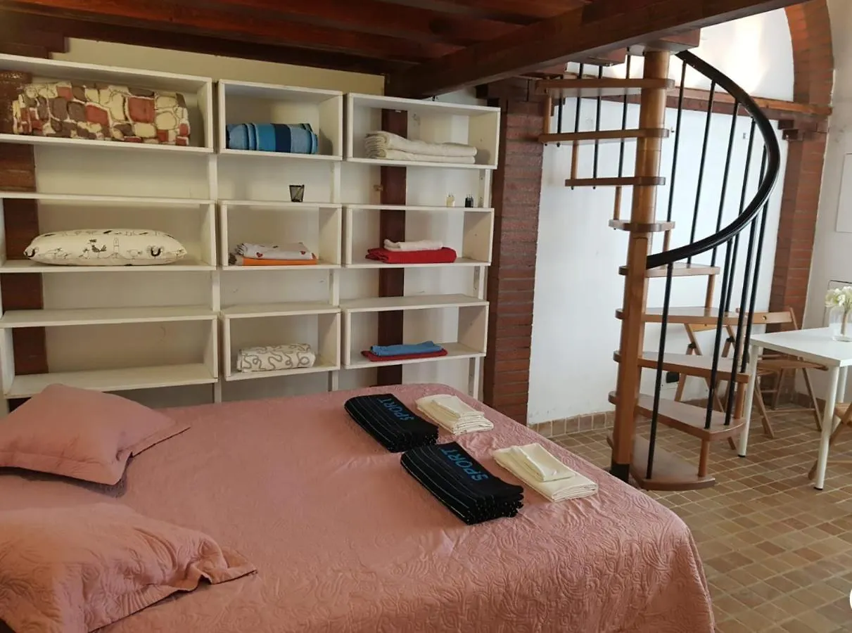 Flat Nirmala Studio-Shop Apartment Milan